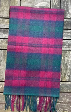 Best Sweater Shop 100% Cashmere Green Red Tartan