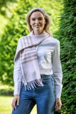 Best Sweater Shop 100% Merino Wool Scarf Delicate Pink