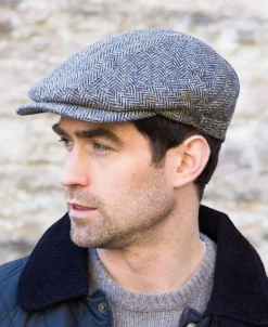 Outlet Sweater Shop Kerry Peak Cap Grey Herringbone 1
