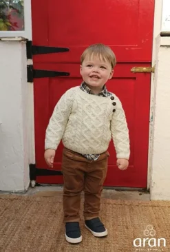 Outlet Sweater Shop Kids Handknit Merino Sweater with button feature R404