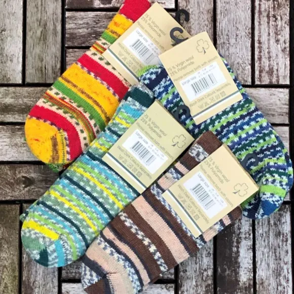 Hot Sweater Shop Men's Fair Isle Socks Red/Yellow Stripe