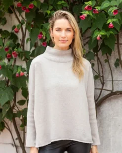 Best Sweater Shop Super Soft Merino Wool / Cashmere Sweater - Beige
