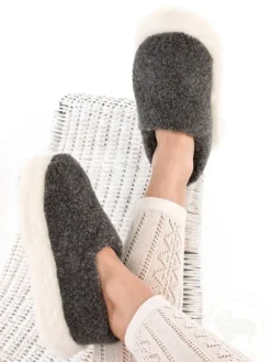 New Sweater Shop Unisex Merino Wool Slippers Charcoal