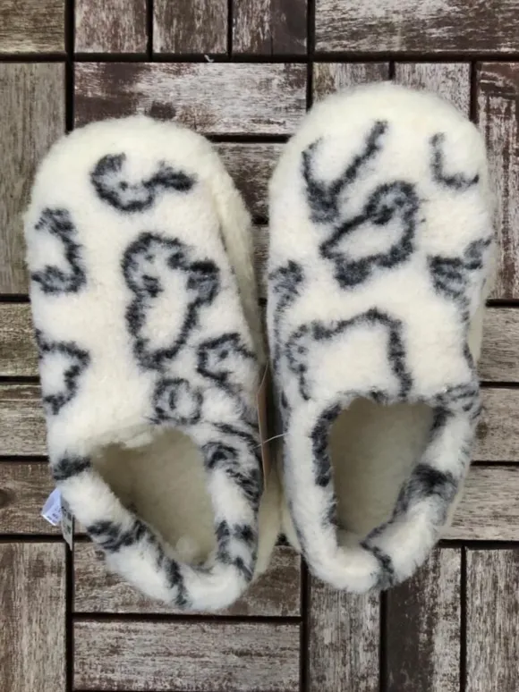 New Sweater Shop Unisex Merino Wool Slippers Sheep Design