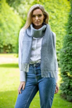 Best Sweater Shop Wool and Cashmere Blue Herringbone Scarf 2424